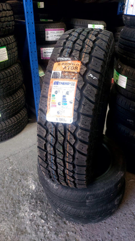 225/75R16 Tracmax AT08