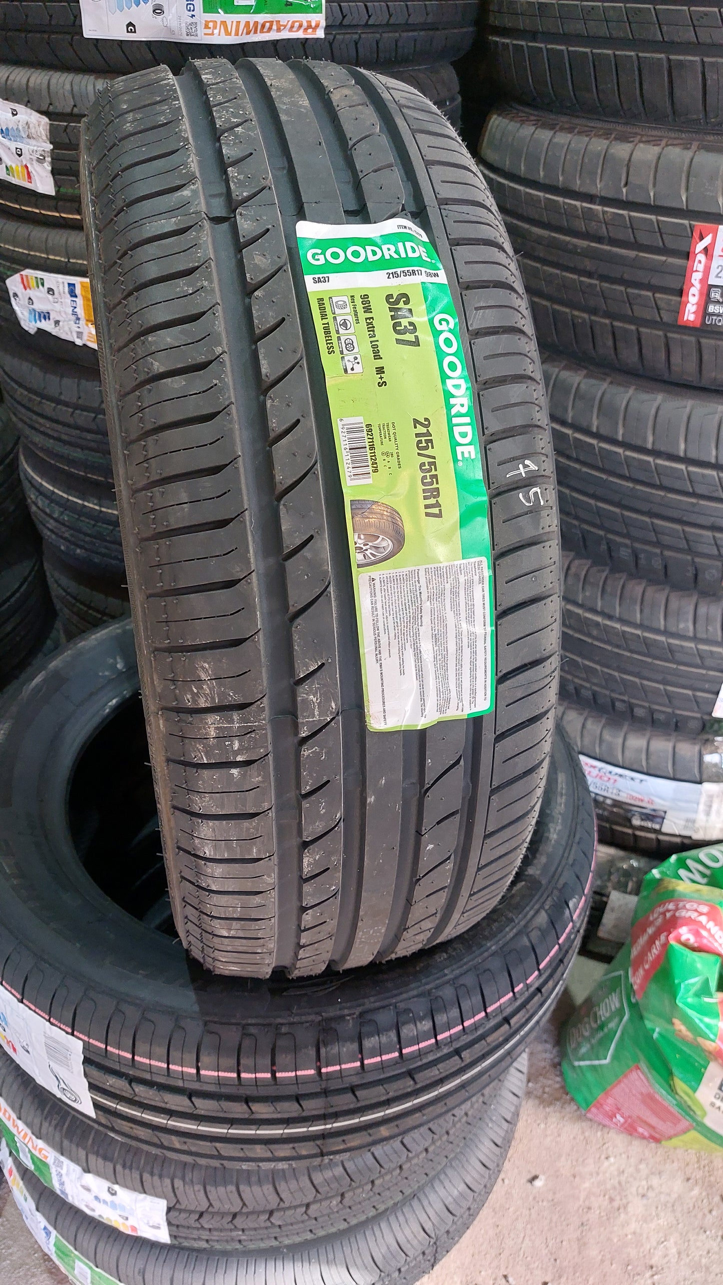 215/55 R17 GOODRIDE XL